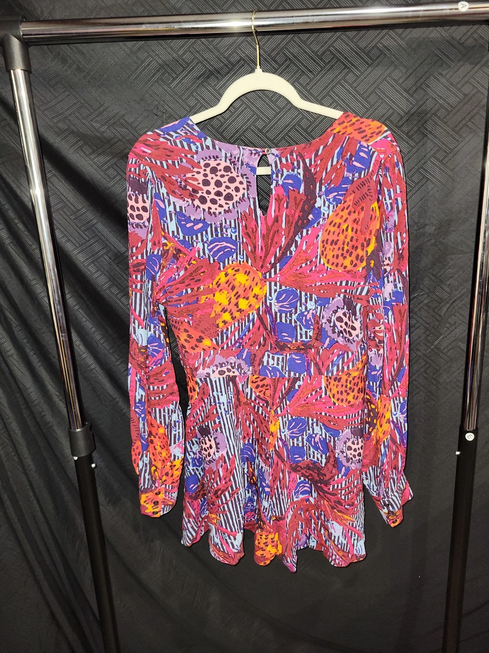 Free People Audrey Long Sleeve V-Neck Romper sz 12